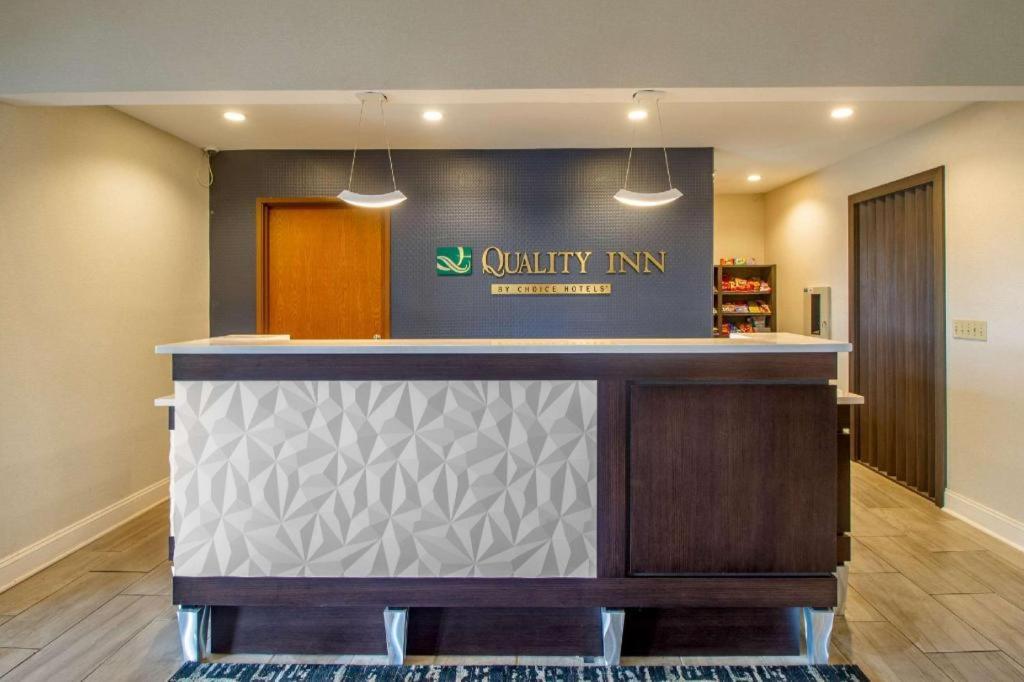 Quality Inn Danville Exteriör bild