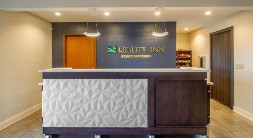Quality Inn Danville Exteriör bild