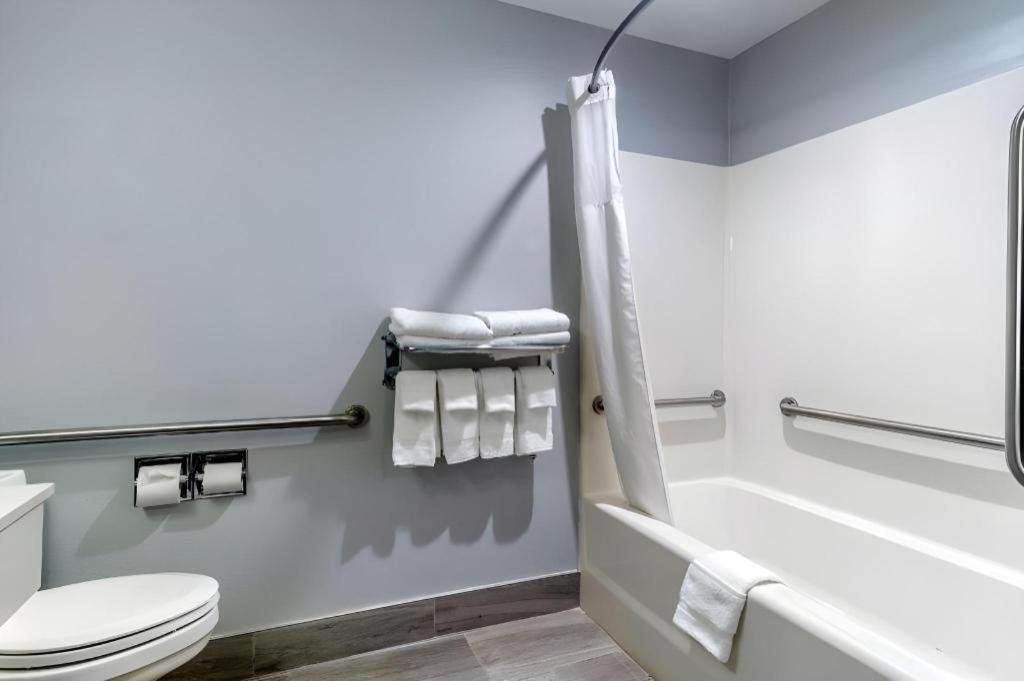 Quality Inn Danville Exteriör bild